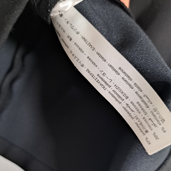 Black short pleated business casual skirt - Picture 6 of 7